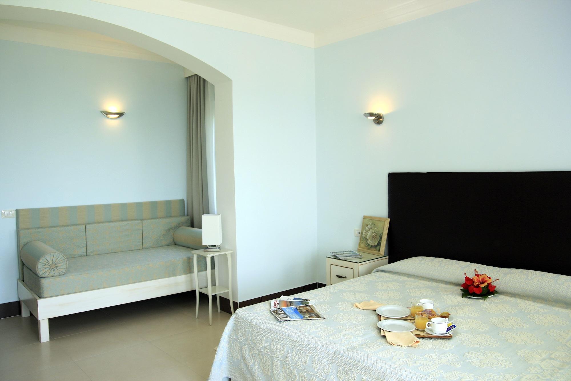 Abamar Hotel Santa Margherita di Pula Esterno foto