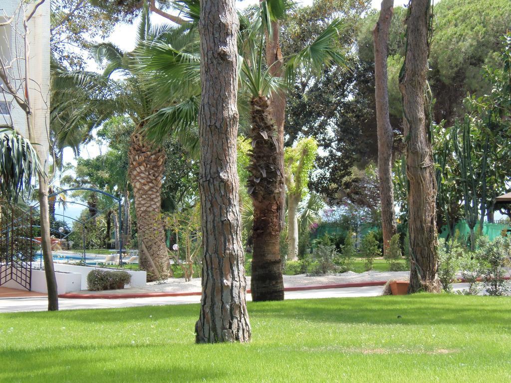 Abamar Hotel Santa Margherita di Pula Esterno foto