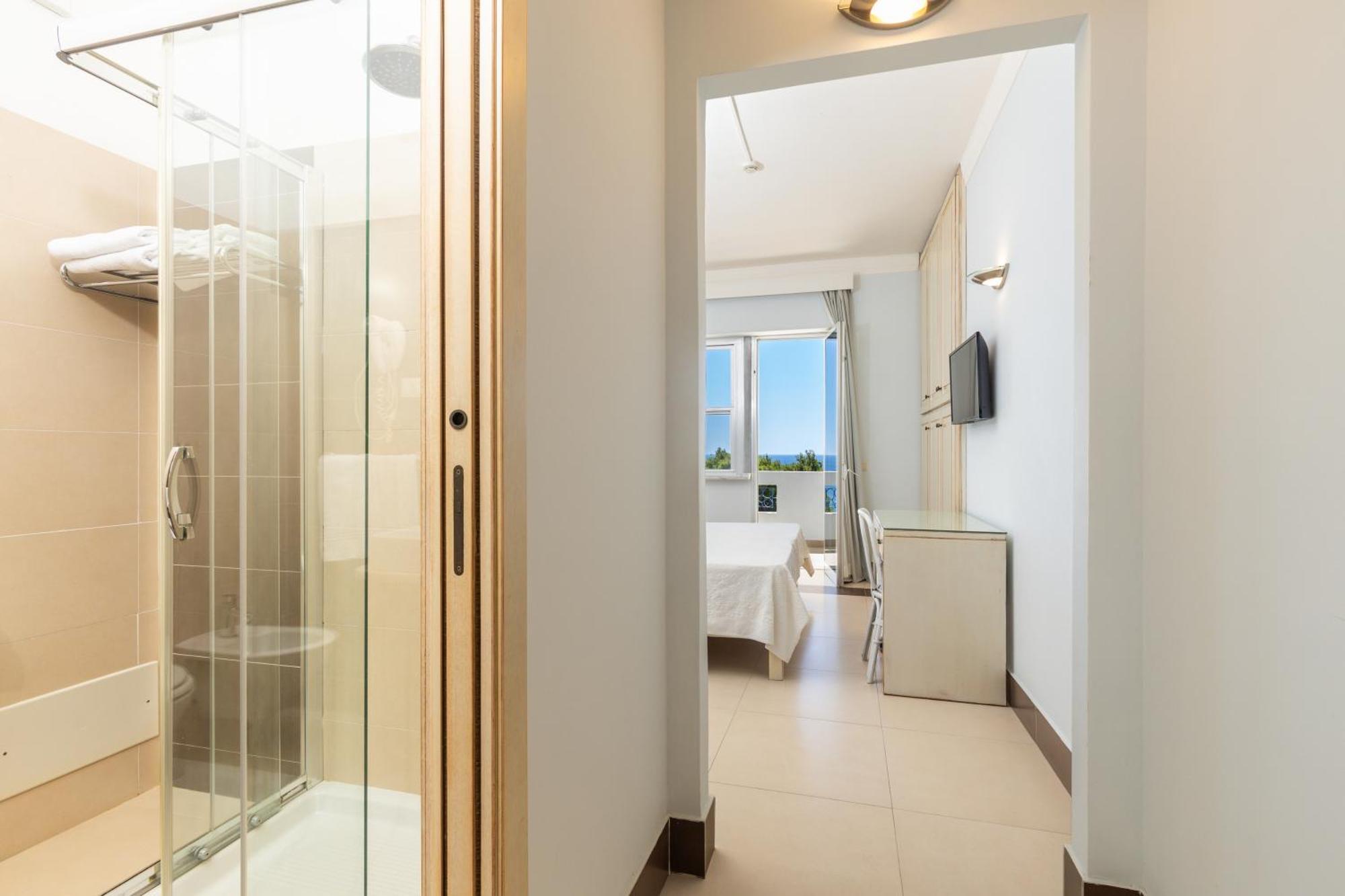 Abamar Hotel Santa Margherita di Pula Esterno foto